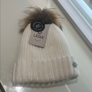 Laska White Knit Beanie with Real Fur Pom